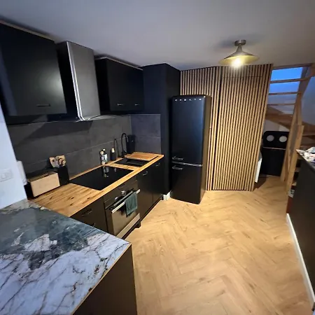 Appartement Maison Au Coeur Des Caves De Champagnes *